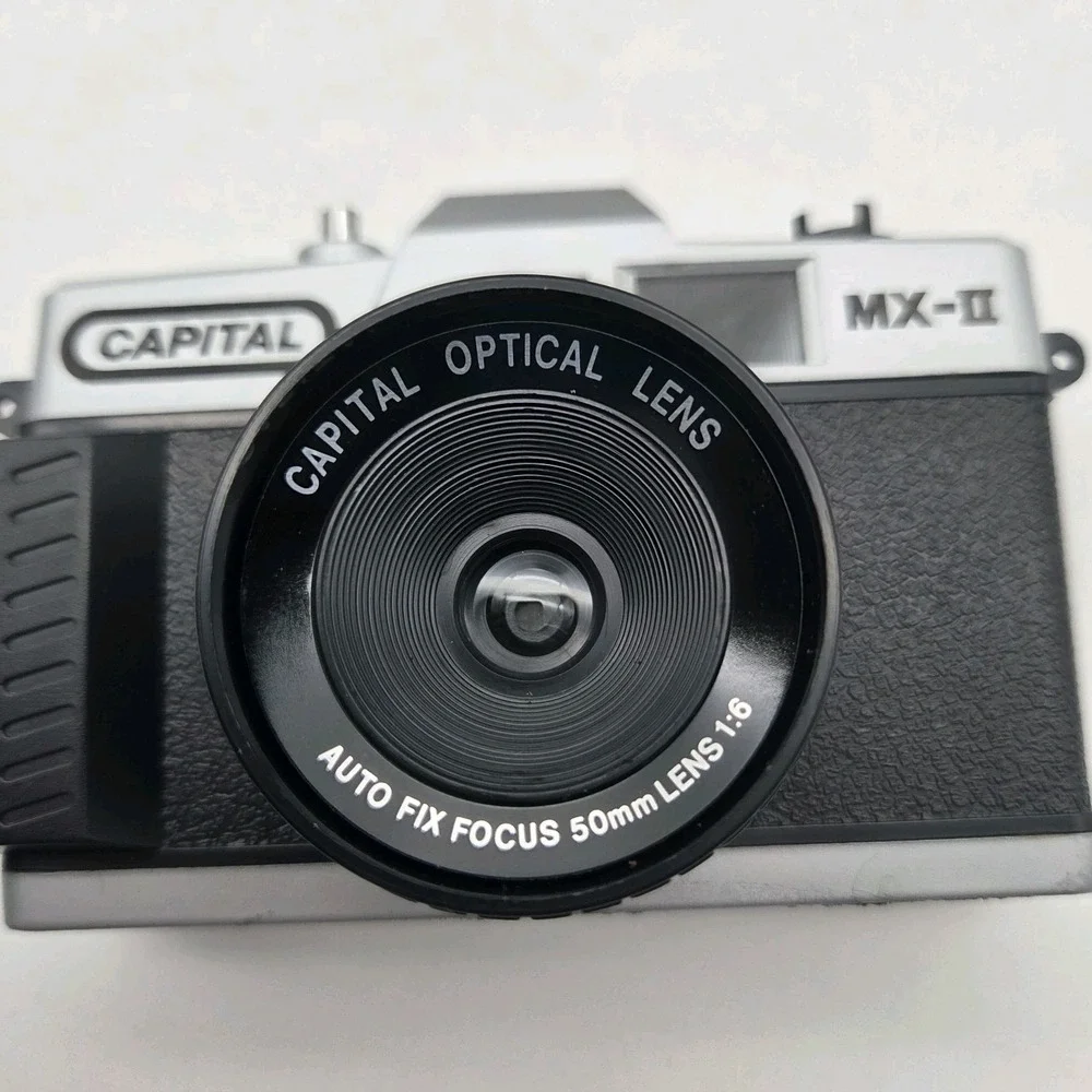 Capital MX-II 35mm plastic film camera w/ original packaging & Case Works! EUC